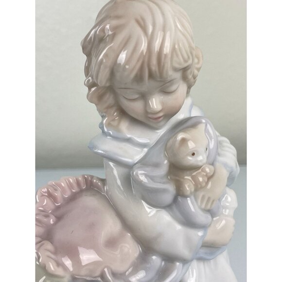 Original Lisi Martin LISI by Dolfi Italy Hand Painted Girl Holding Kitten Figure - Picture 11 of 11